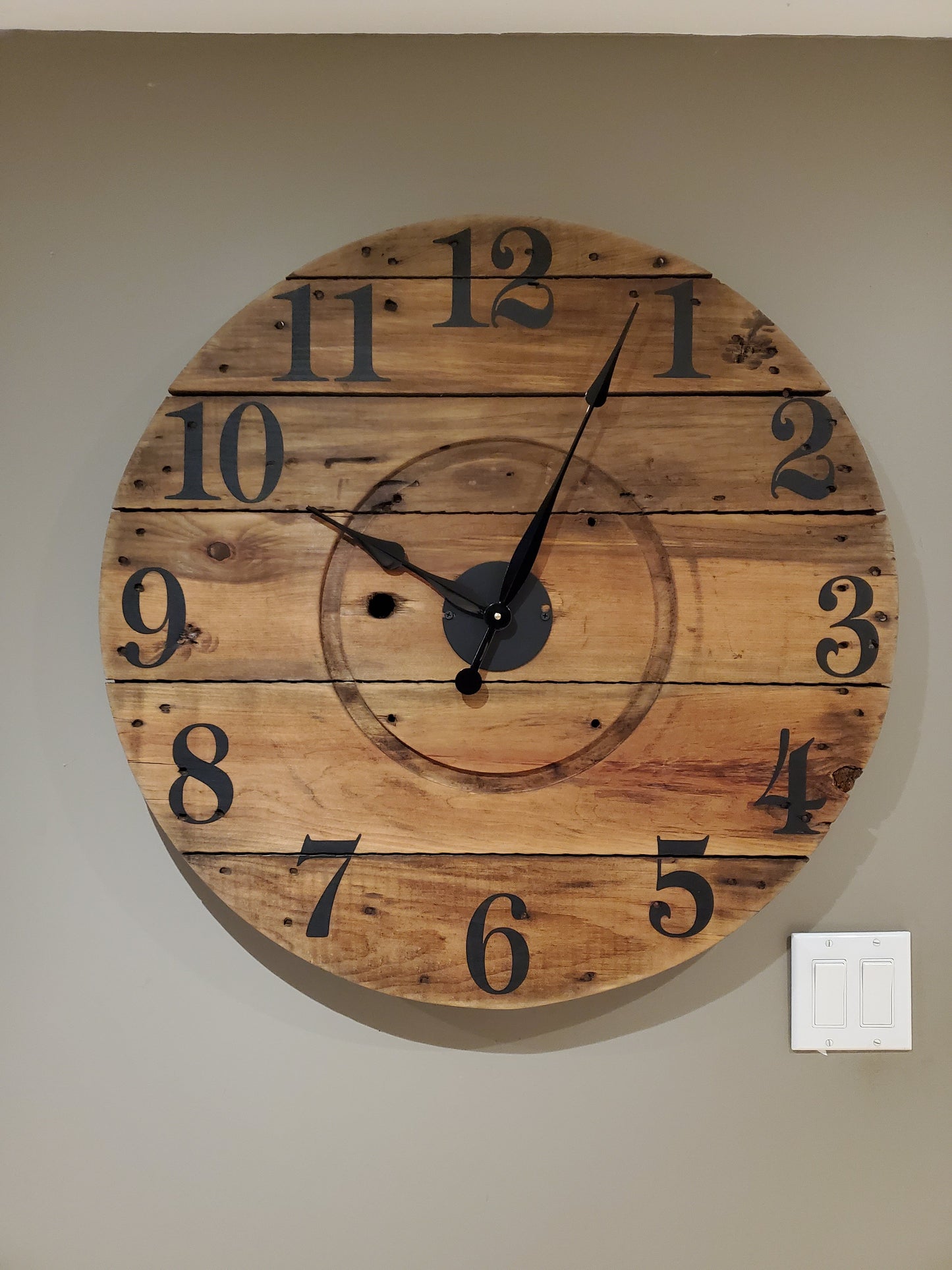 29" Spool Clock - Stained Special Walnut
