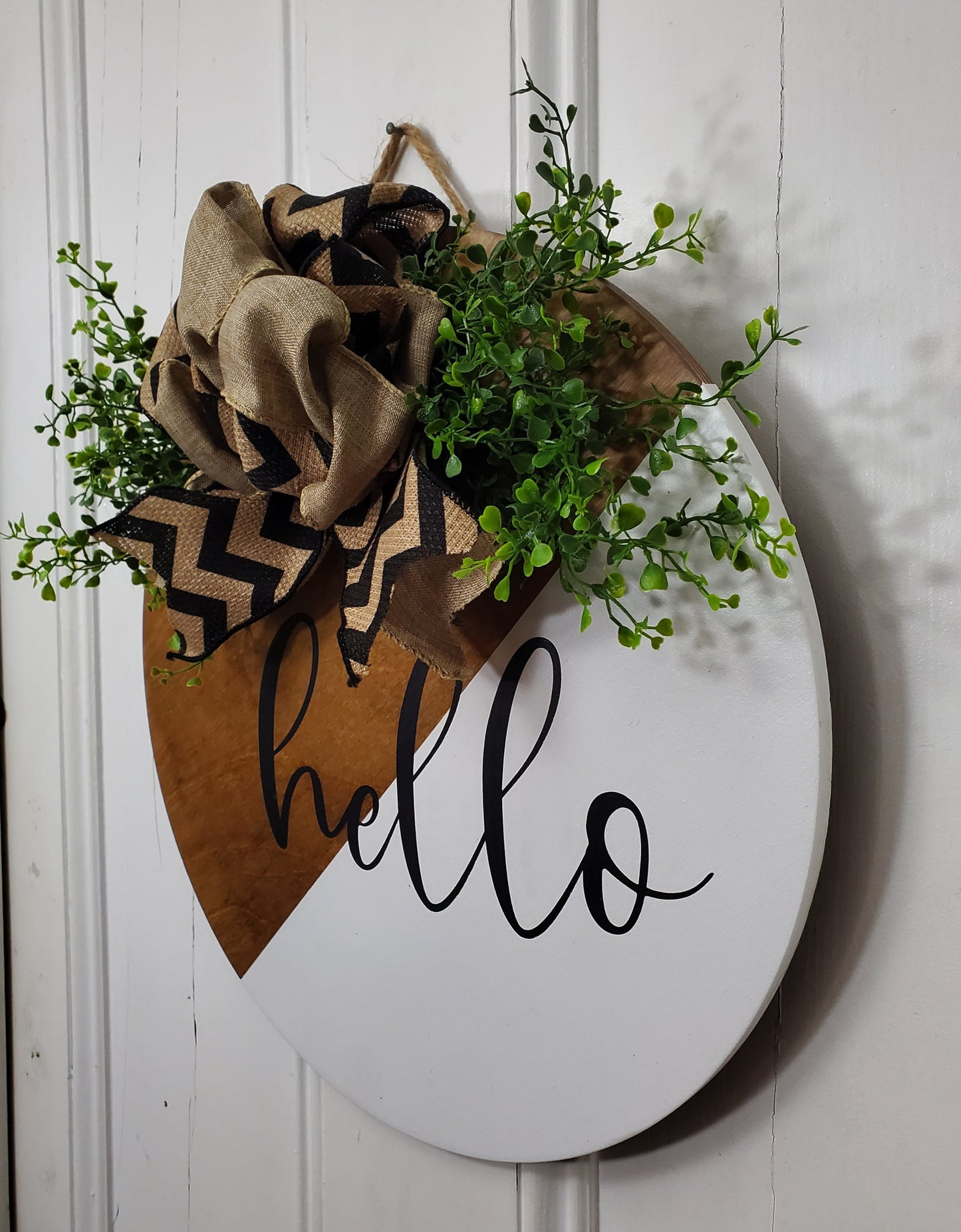 14" Hello door hanger
