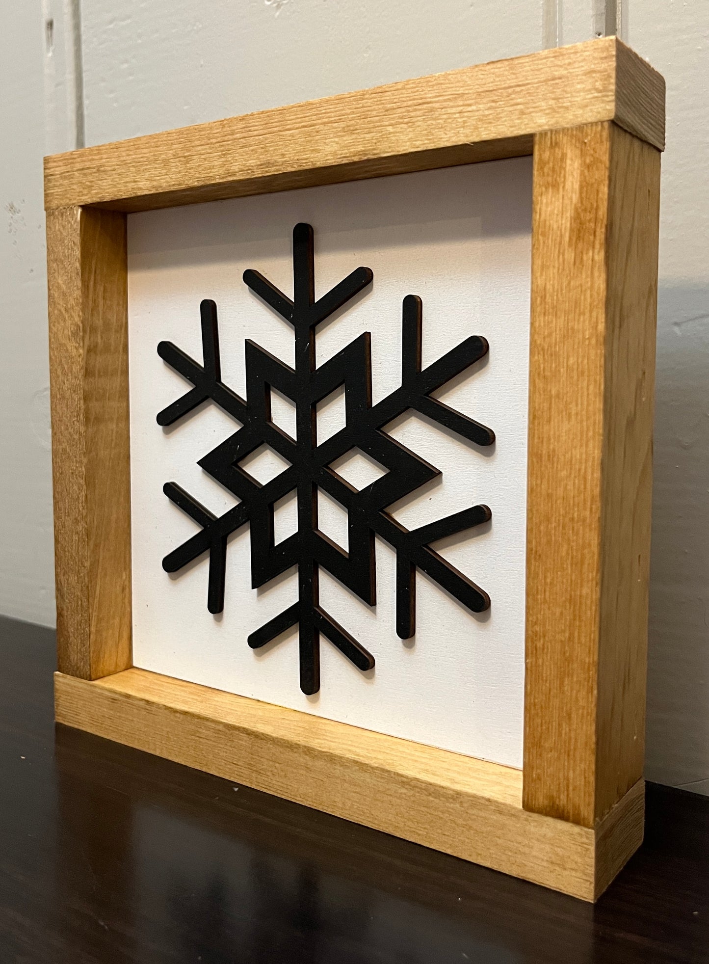 3D Snowflake 8"