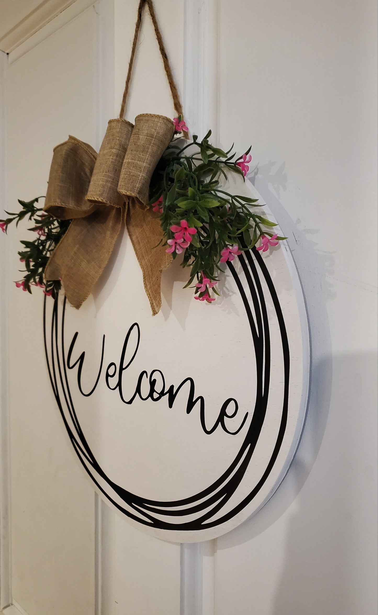 14" Welcome Door hanger - White wash