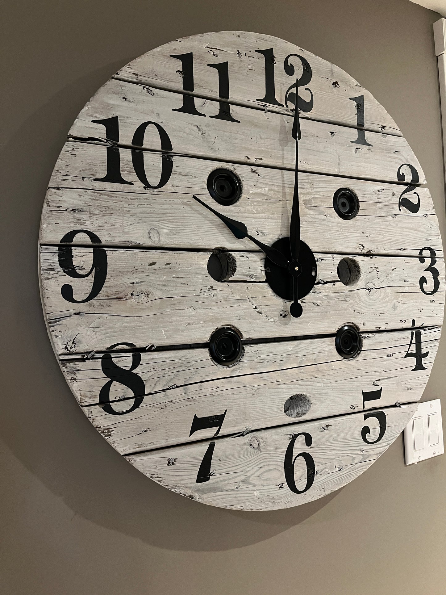 30" Indoor Spool clock - White washed