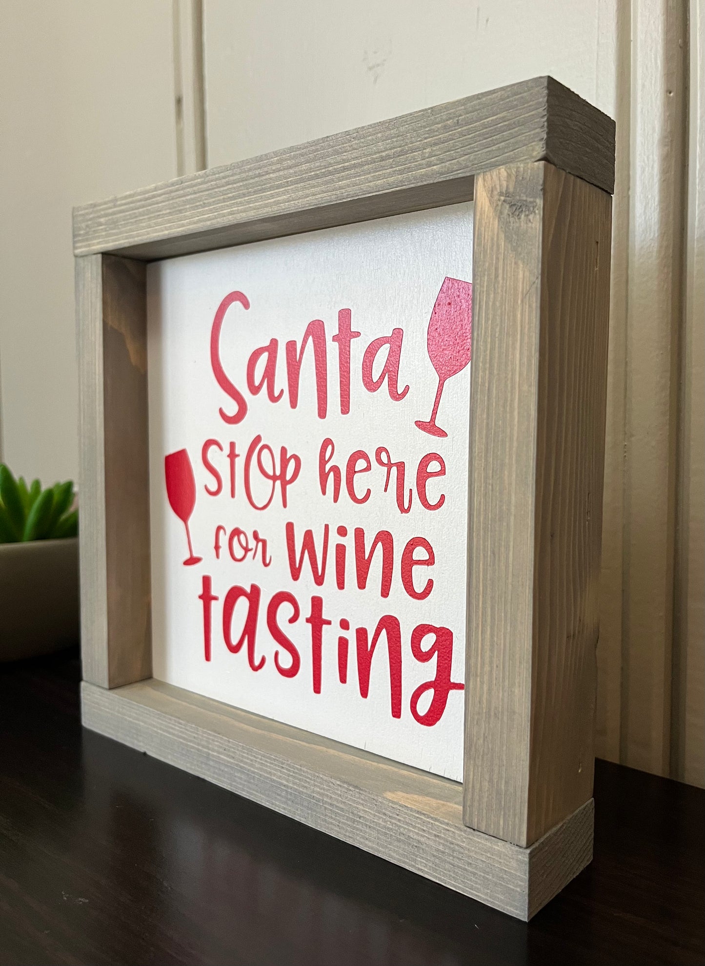 8x8" Santa stops here for wine tasting