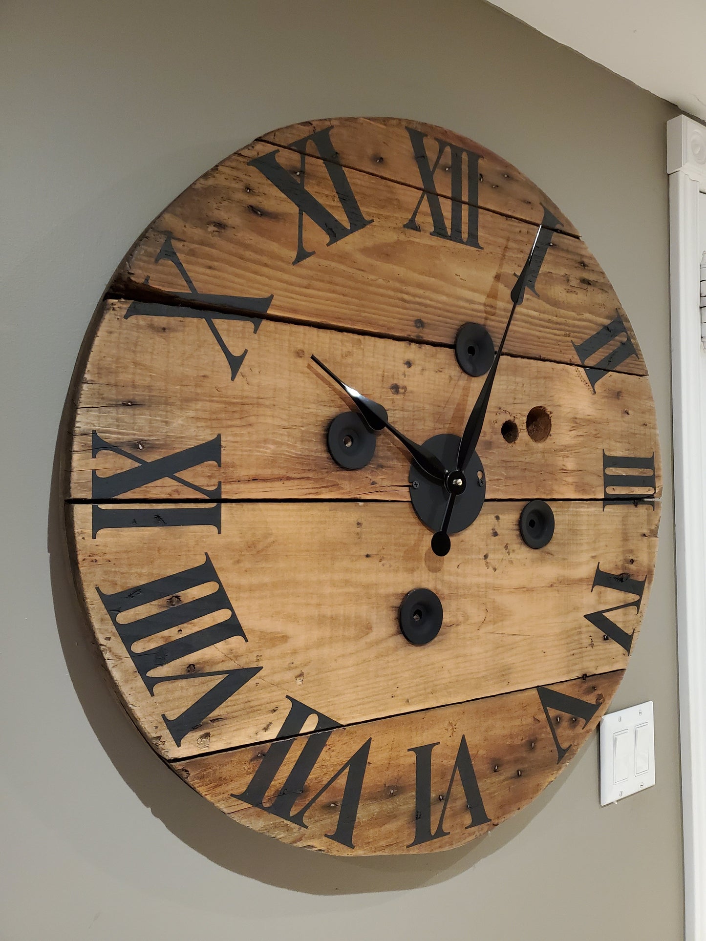 29" Spool Clock - Stained Ipswich