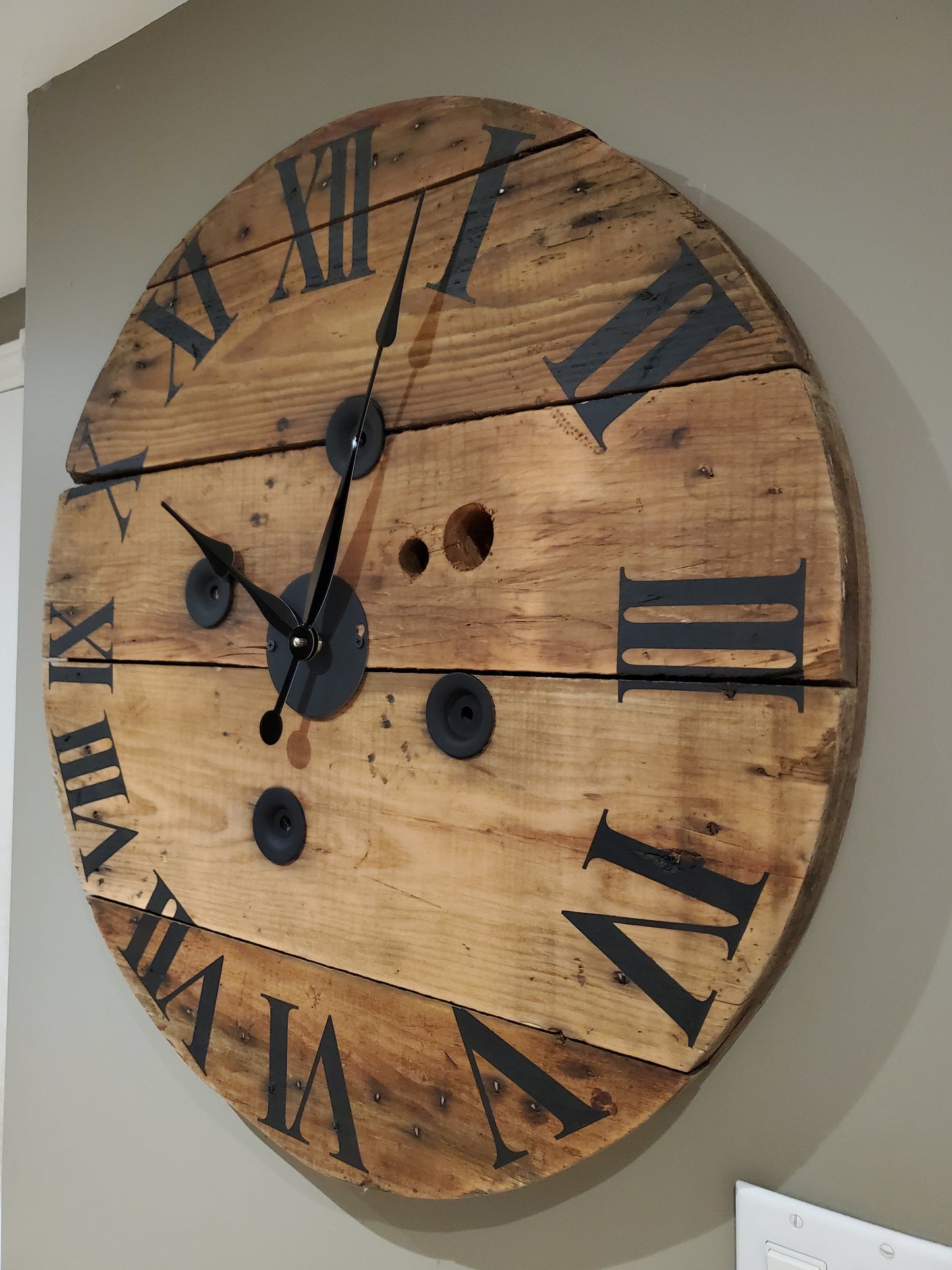 29" Spool Clock - Stained Ipswich