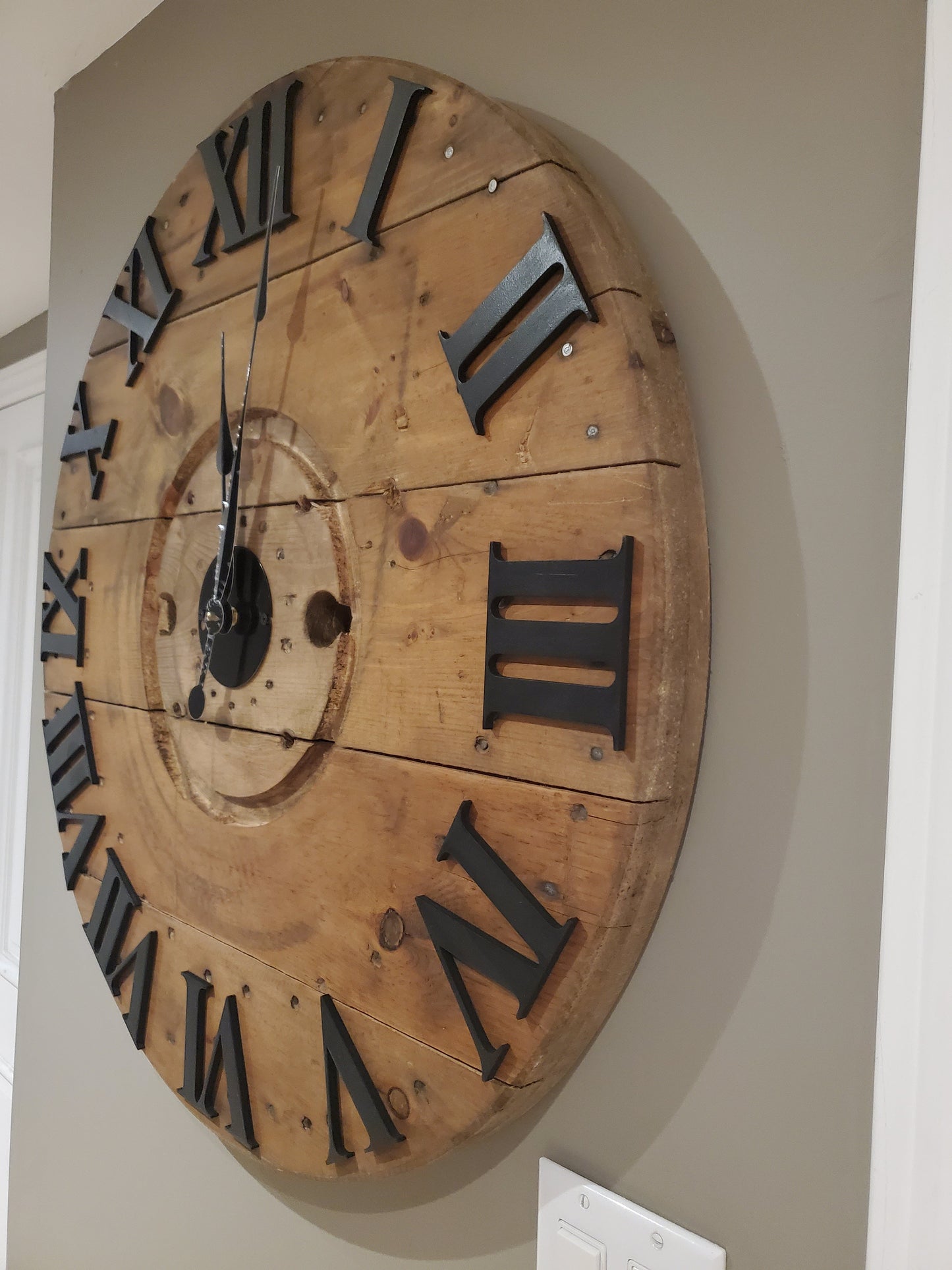 30" Spool Clock -Wood numbers -Ispwich(walnut)