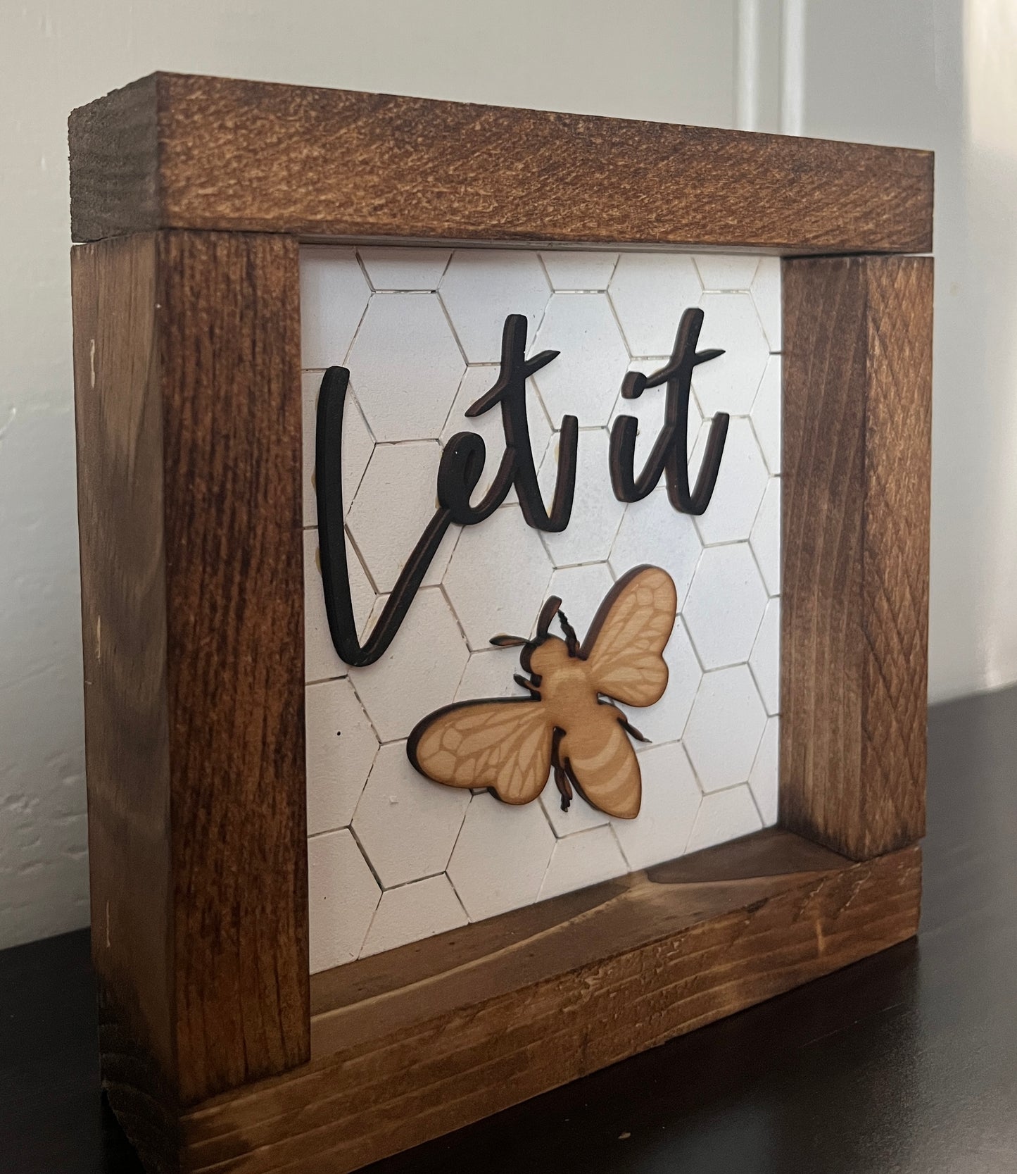 Let it bee-3D wood- 6"