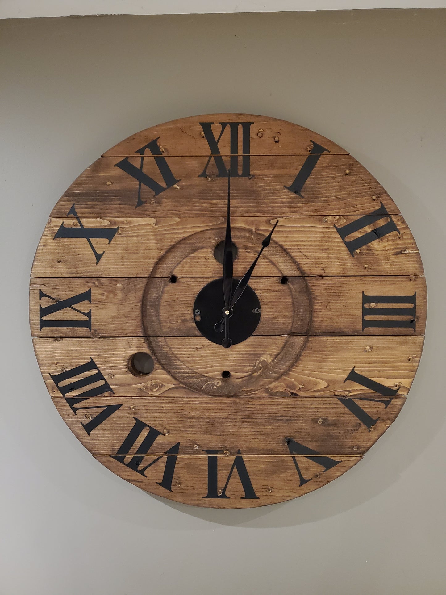 23.5" Spool clock - Roman numerals.
