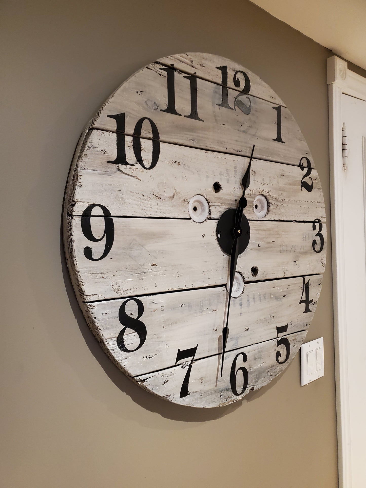 29.5" Spool Clock - White wash