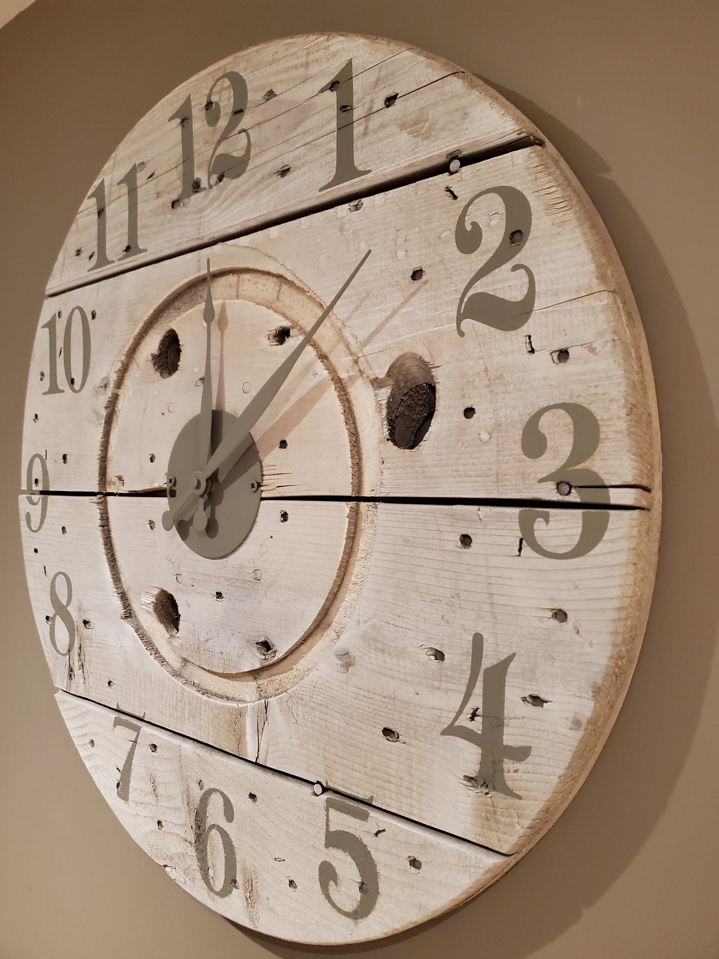 23.5" Spool clock - White washed