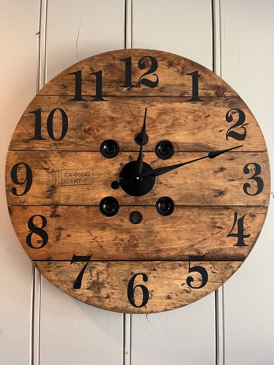 30" Spool clock - Golden Oak
