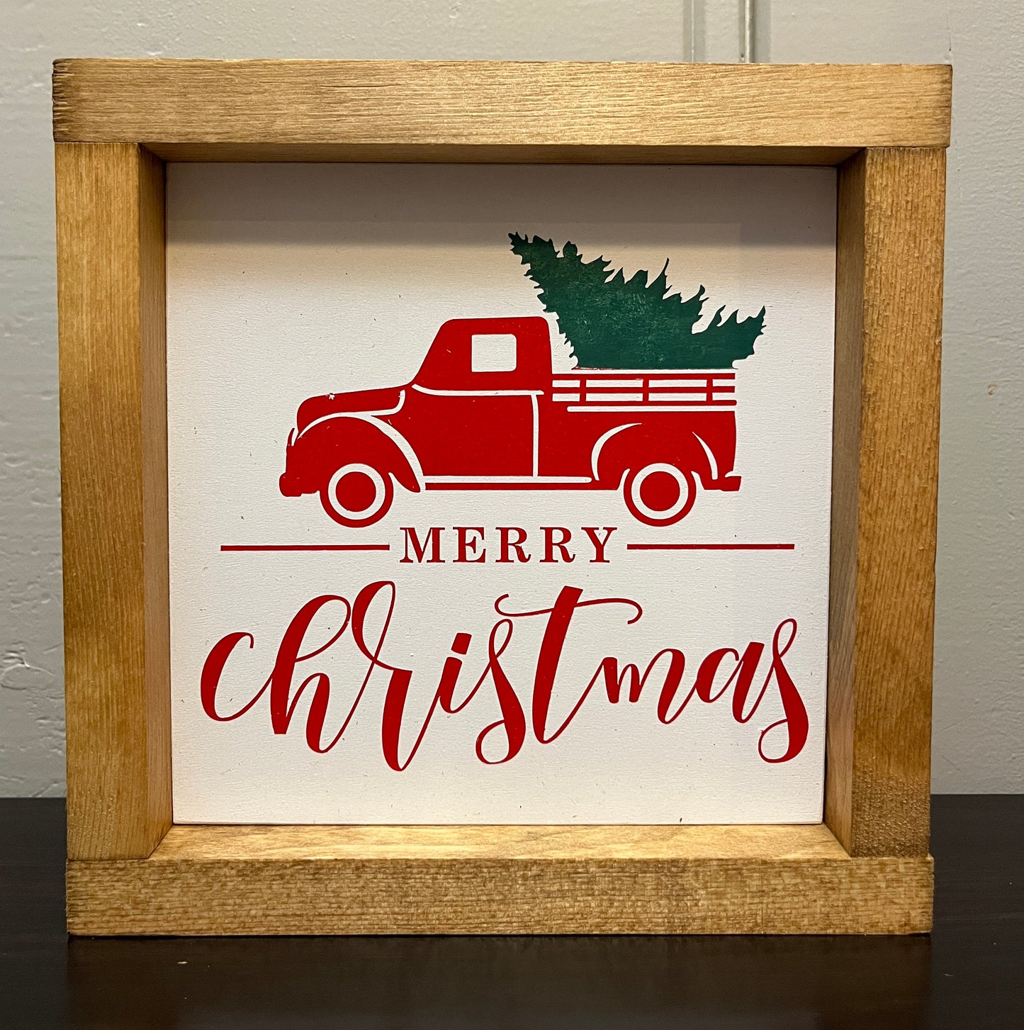 Christmas -Truck with tree 8"