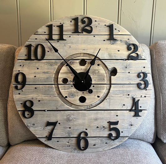 30" - 3D Spool clock - white washed2