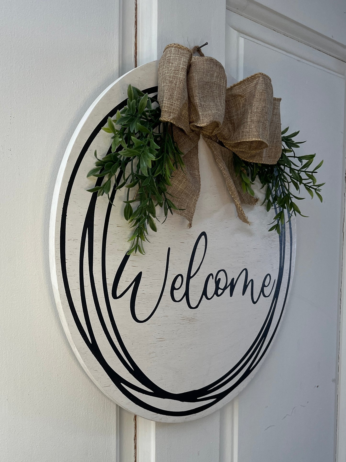 14" Welcome Door hanger - White washed