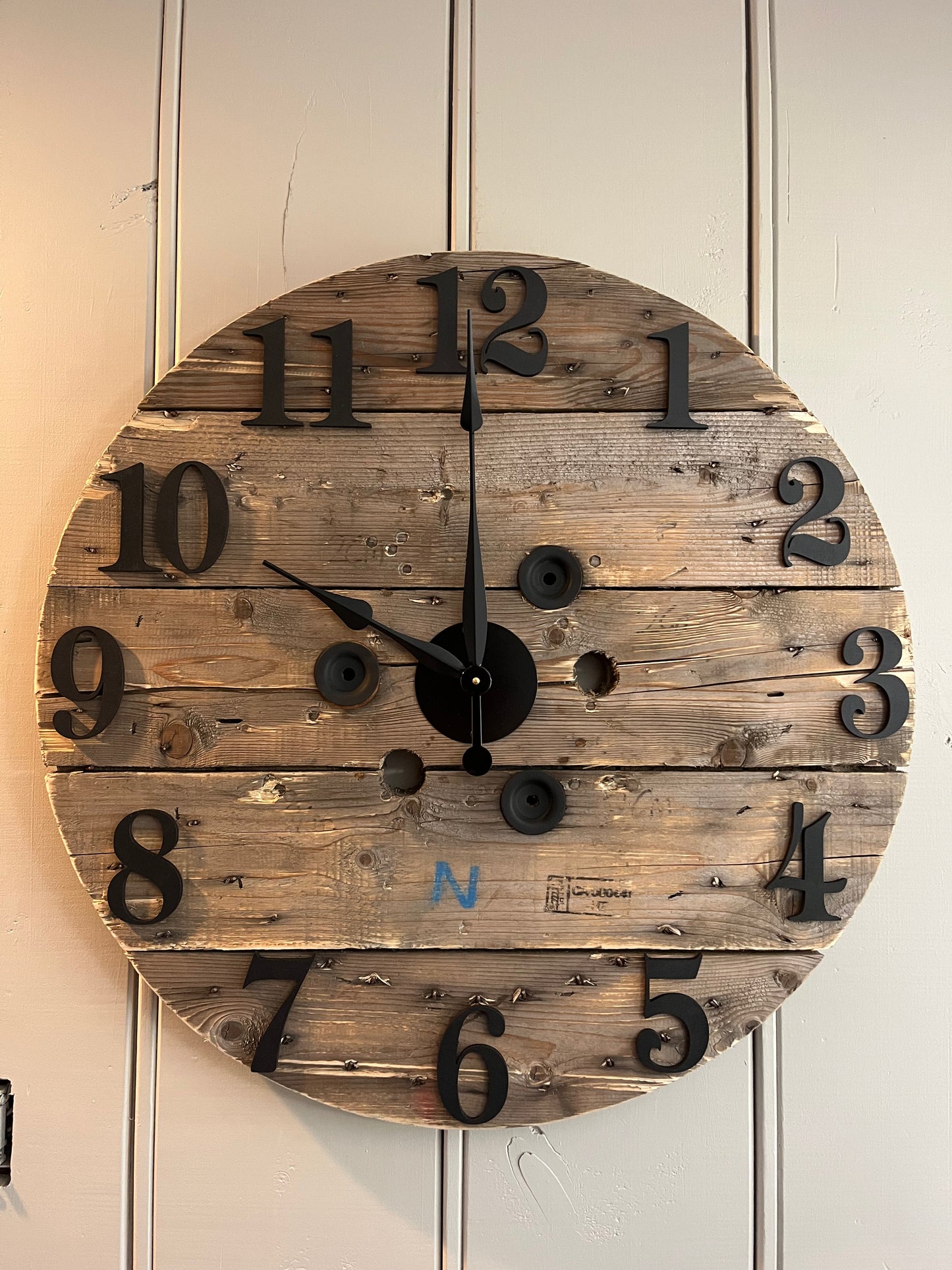30" - 3D Rustic Spool clock